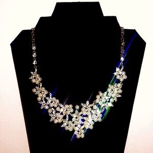 Formal Pearl and Rhinestone Statement Necklace NWOT